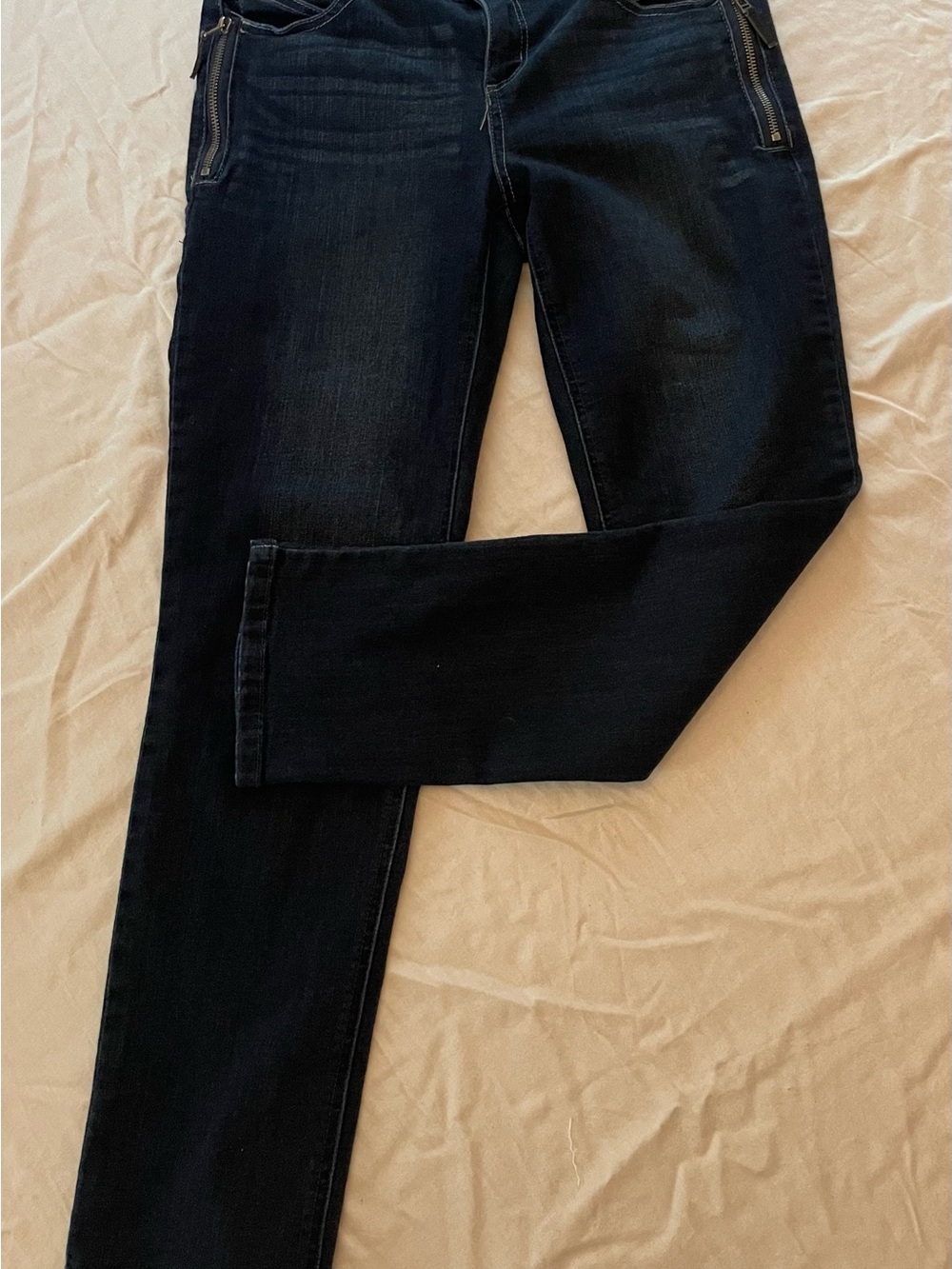 Democracy Dark Denim Skinny Jean with zipper detail front pocket